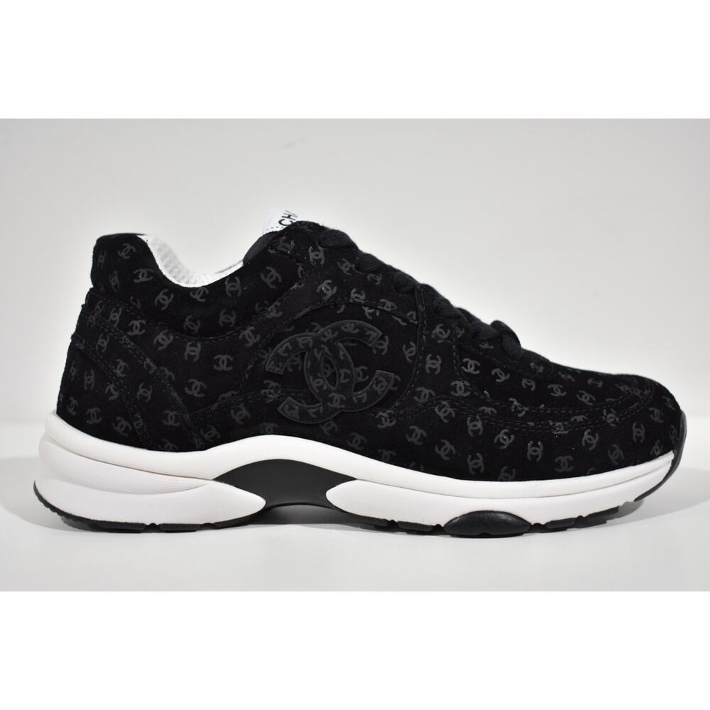 Chanel 22A Black Suede Printed CC Logo White Flat Runner Trainer Sneaker 38.5